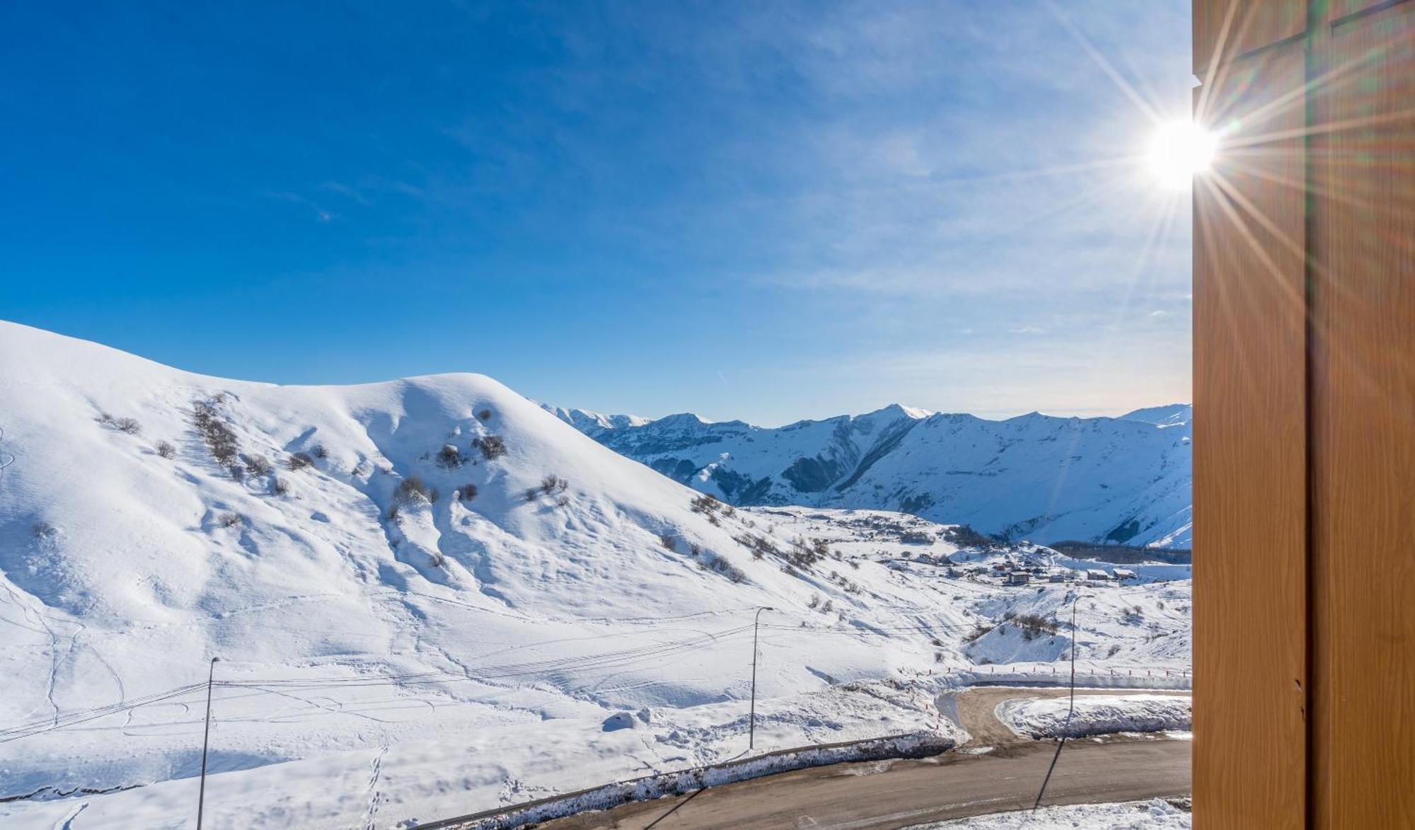 Gudauri Mountain Views Apartment Exterior photo