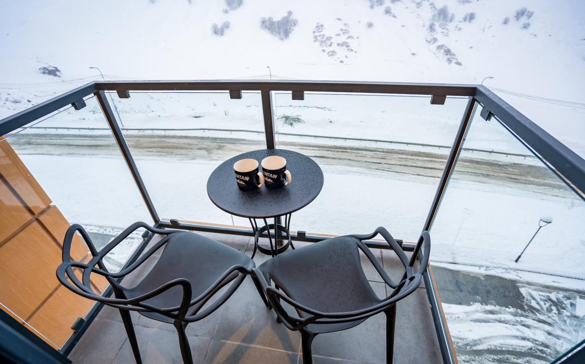 Gudauri Mountain Views Apartment Exterior photo