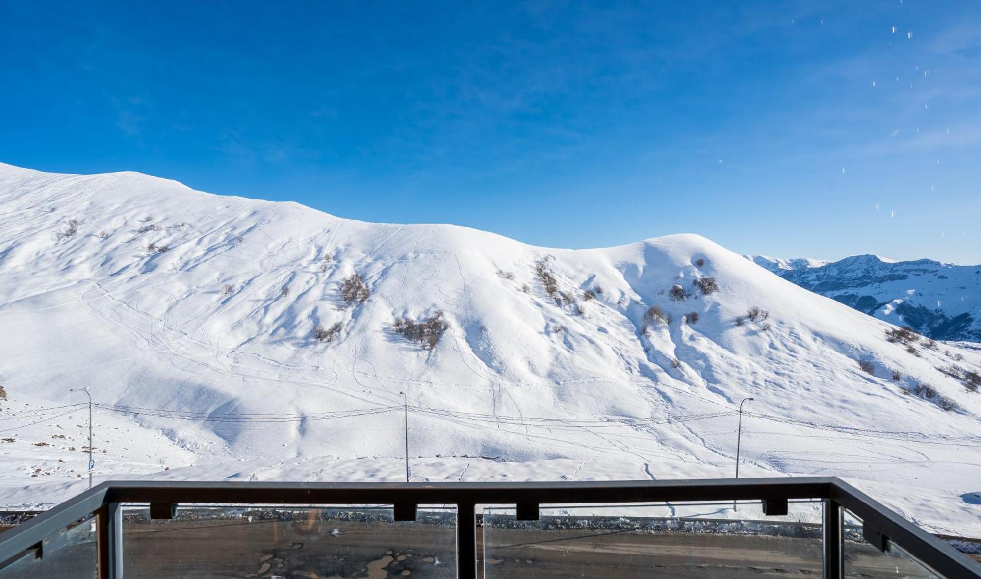 Gudauri Mountain Views Apartment Exterior photo